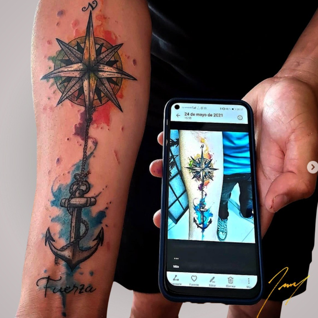 Tatuaje a color Barcelona - watercolor blackwork