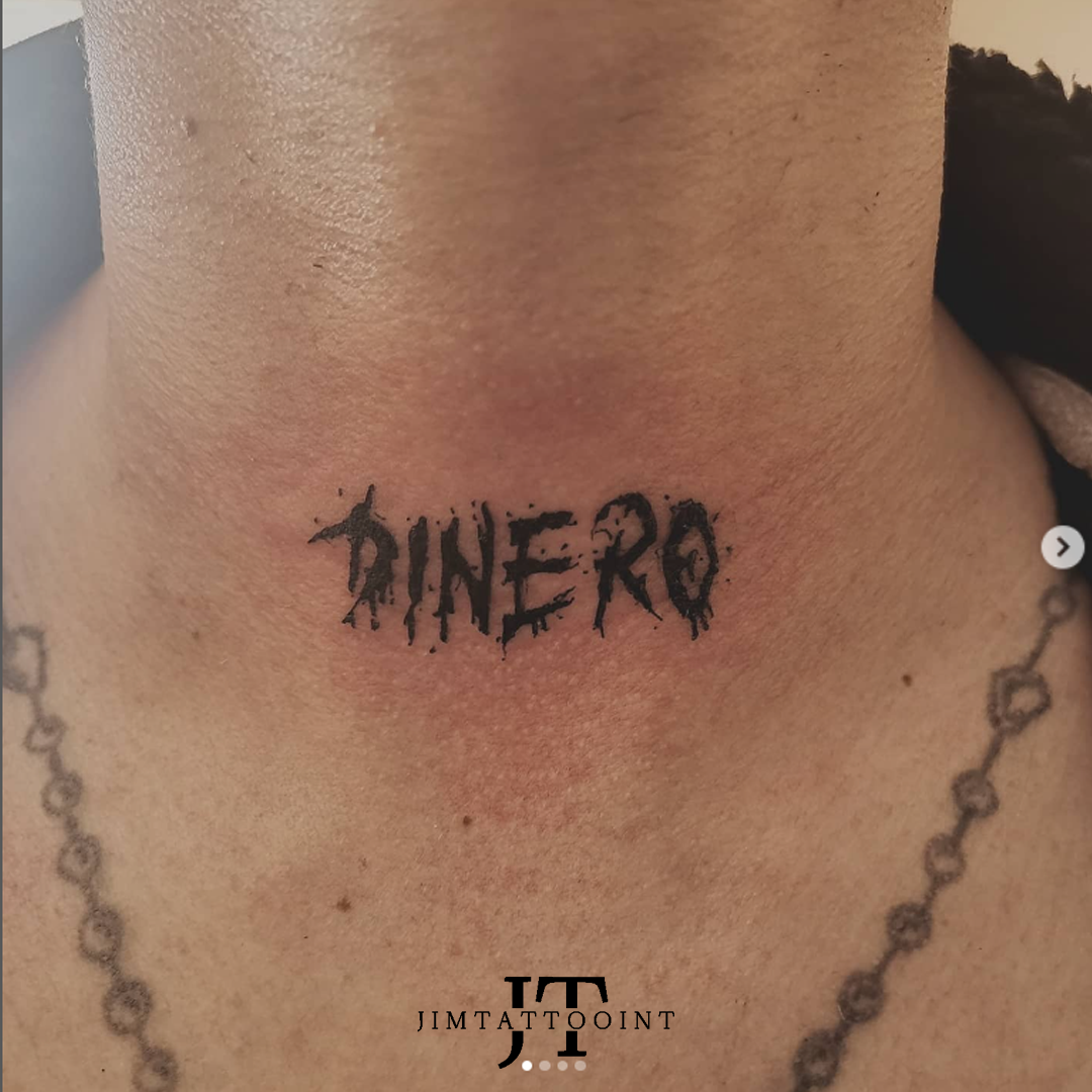 Tatuaje minimalista Barcelona - minimalista blackwork