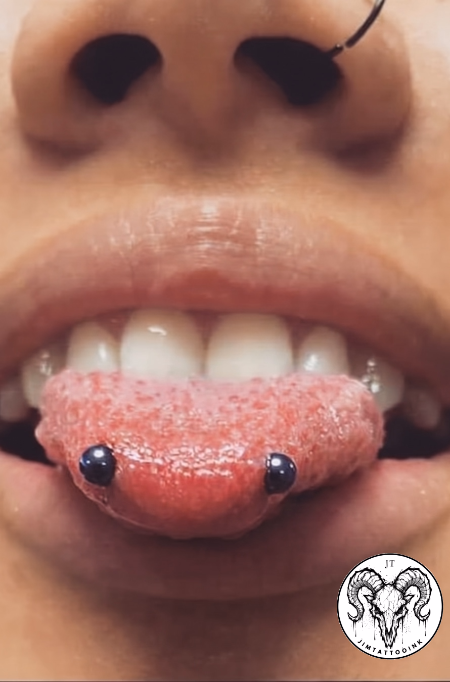 Piercing Snake Eyes / Smile-Eyes